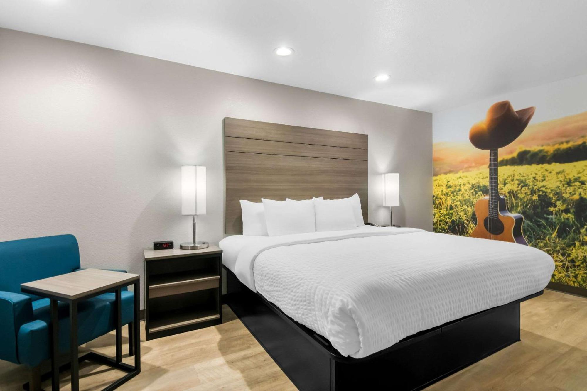 Hotel Clarion Pointe Fort Worth Exterior foto