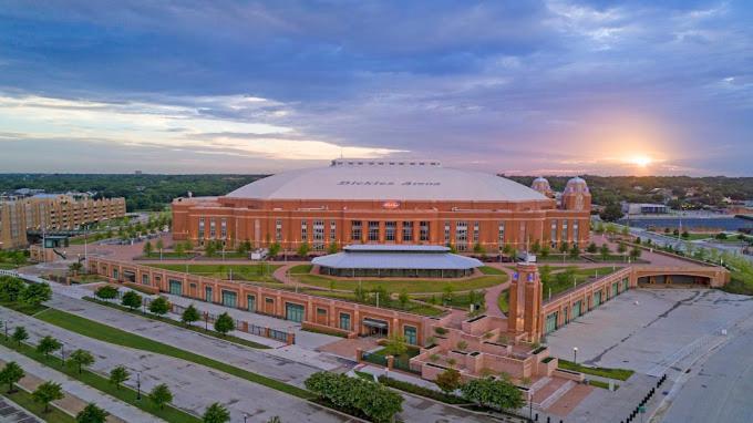 Hotel Clarion Pointe Fort Worth Exterior foto